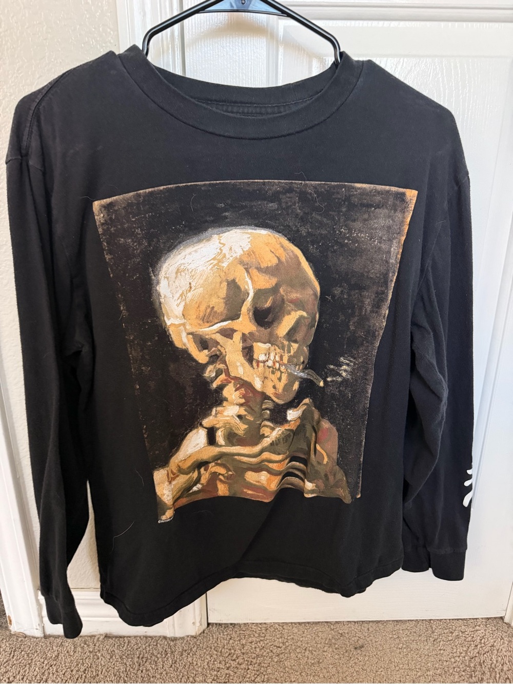 Black Long-Sleeve Graphic Shirt with Gold Skull Print Vincent Van Gough